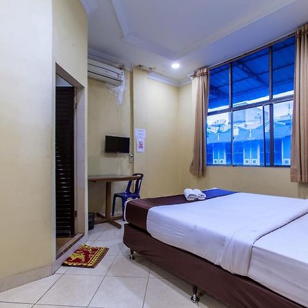 Star Inn Medan Exterior foto